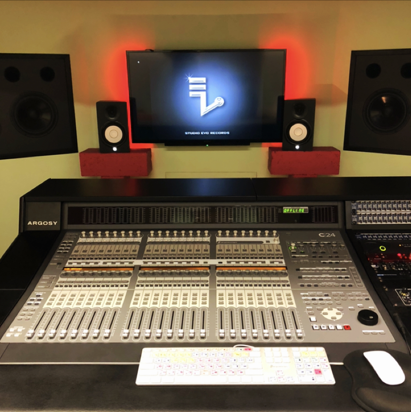 Control Room — Studio Evo Records